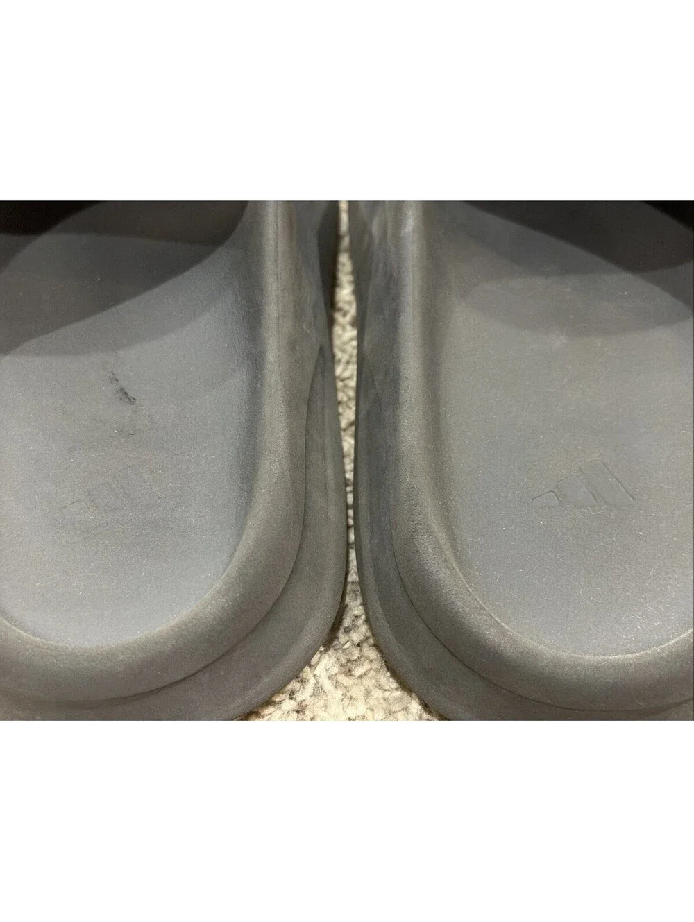 Yeezy Adidas Grey Charcoal Slides Men’s Size 11
